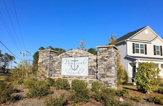Nautical Reach - Entrance Sign