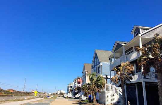 Ocean Club Village - Streetscape