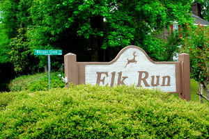Elk Run - Entrance Sign