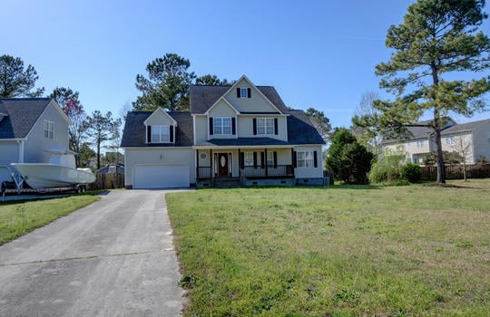 302 Osprey Point Drive, Sneads Ferry, NC 28460