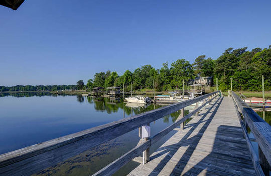 Oyster Point - Boat Slips