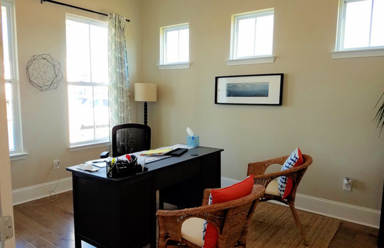 bellaport-model-home-office-or-flex-space