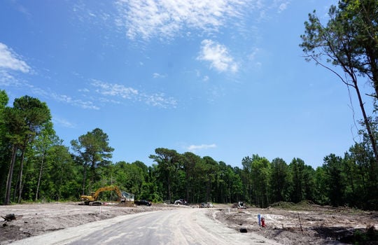 Canter Crest - Streetscape Under Construction