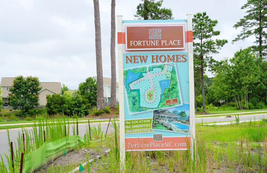Johnson Farm - Fortune Place - Builder Sign