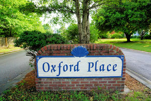 Oxford Place - Entrance Sign