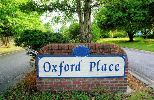 Oxford Place - Entrance Sign