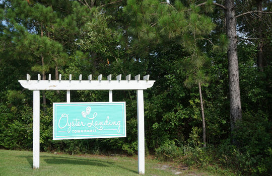 Oyster Landing Townhomes Entrance Sign