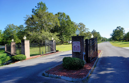 Grand Oaks - Oak Ridge I - Entrance