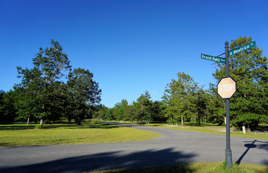 Grand Oaks - Oak Ridge II - Street Sign