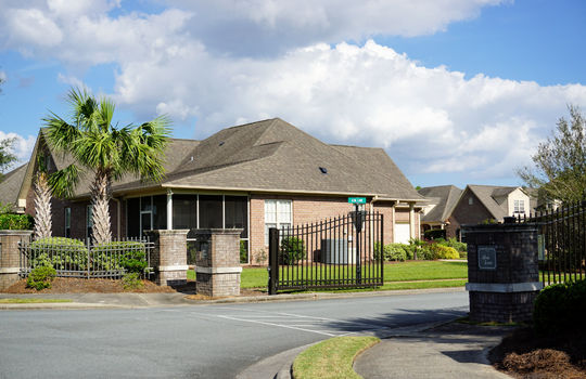 Alva Lane - Entrance