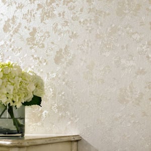 Graham and Brown - Floral Silk Cream Shimmer Wallpaper