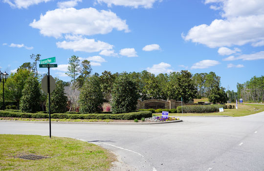 Grayson Park - Entrance