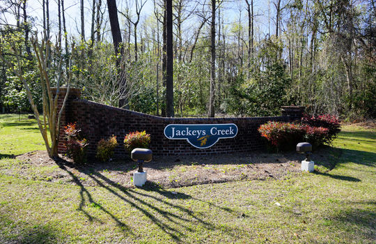 Jackeys Creek - Entrance Sign