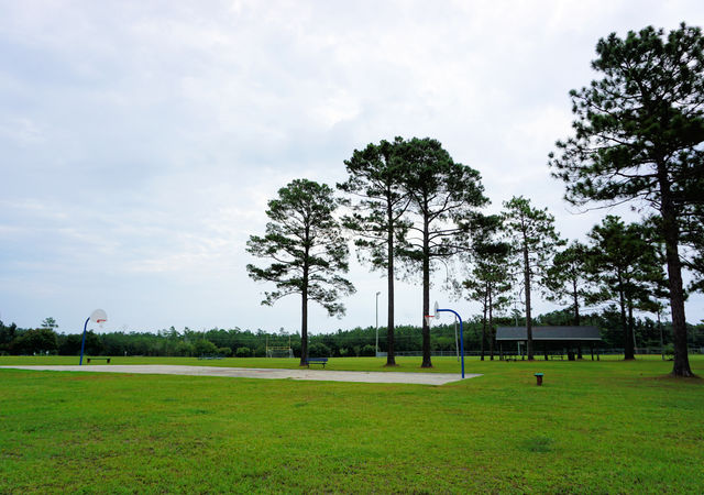 Holly Ridge &#8211; Municipal Park Basketball Court