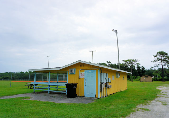 Holly Ridge &#8211; Municipal Park Field House