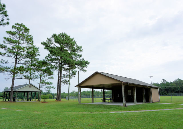 Holly Ridge &#8211; Municipal Park Picnic Shelters