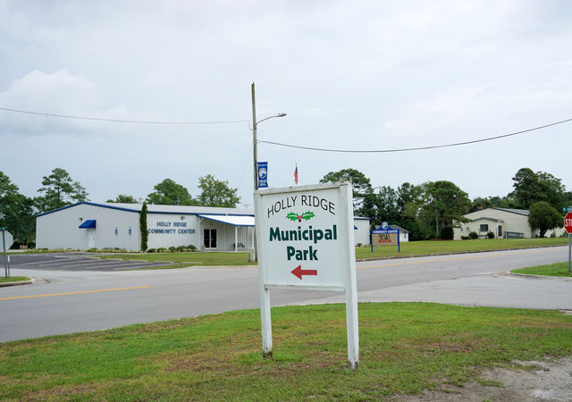 Holly Ridge &#8211; Municipal Park Sign