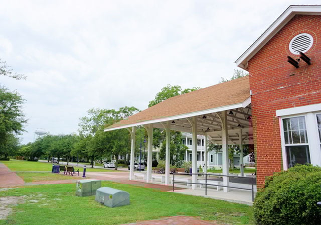 Riverwalk Crossing Park