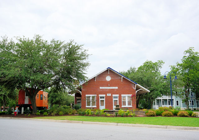 Riverwalk Crossing Park