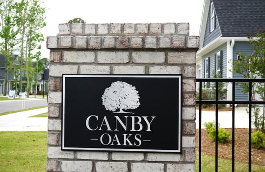 Canby Oaks - Entrance Sign