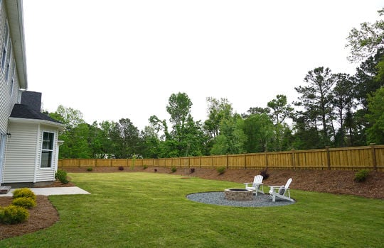 Canby Oaks - Example Home Back Yard