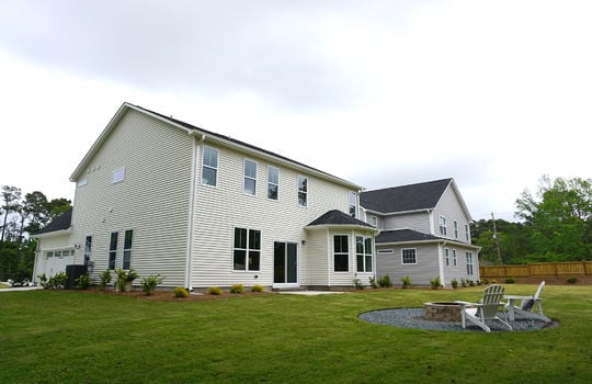 Canby Oaks - Example Home Back Yard