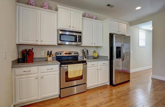 3729 Willowick Park Dr-large-007-009-Kitchen-1497&#215;1000-72dpi