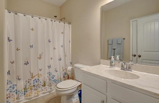 3729 Willowick Park Dr-large-023-016-Second Full Bathroom-1497&#215;1000-72dpi