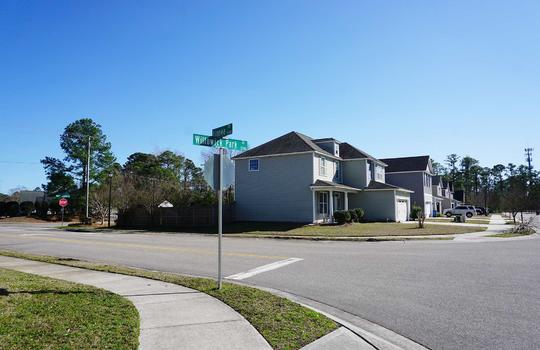The street entrance and homes in The Park at Willowick