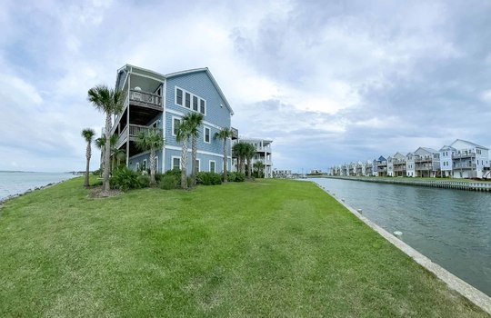 Queens Grant - Example Homes and Amenities