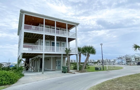 Queens Grant - Example Homes and Amenities