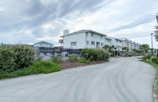 Queens Grant - Example Homes and Amenities