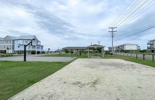 Queens Grant - Example Homes and Amenities