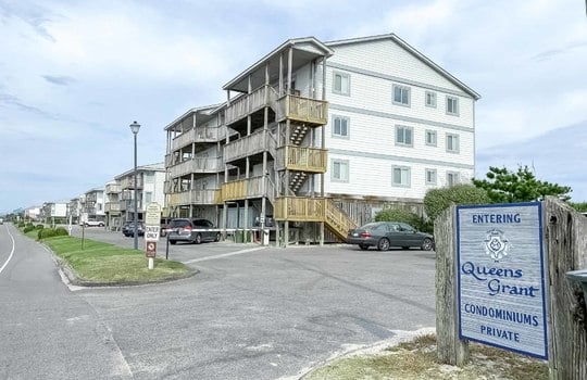 Queens Grant - Example Homes and Amenities