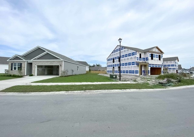 Waterside - Example Homes and Lots