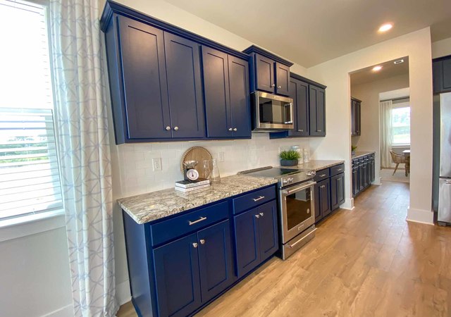 Waterside - Harbor Oak Model