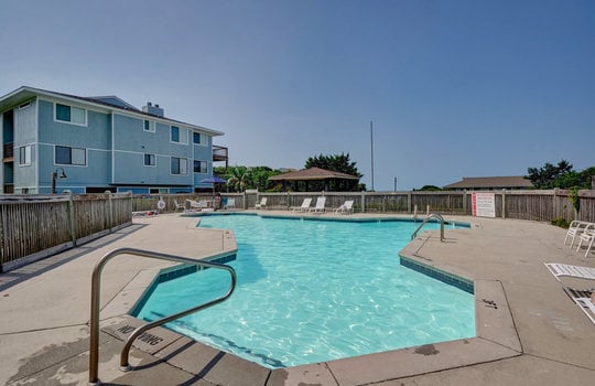 Caswell Dunes - Swimming Pool 1
