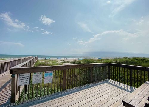 Oak Island Beach Villas - Beach Access