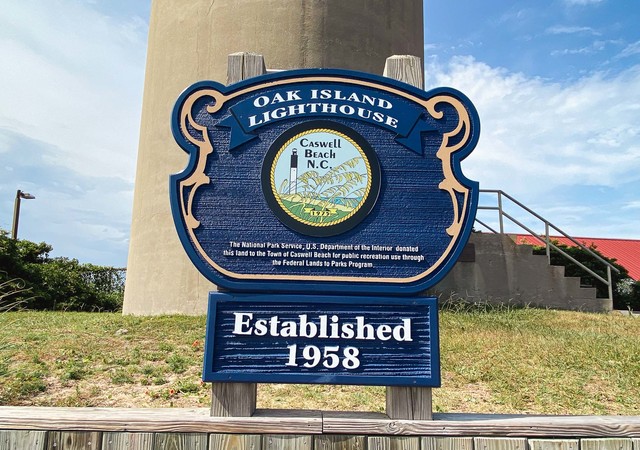 Oak Island Lighthouse