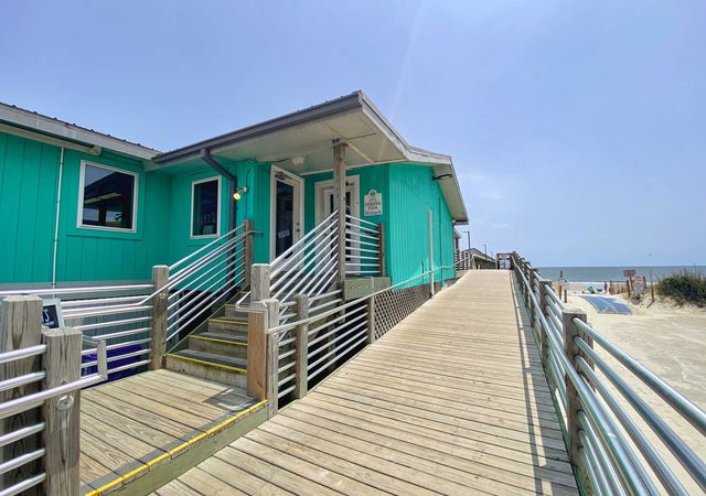 Yaupon Beach Fishing Pier - Oak Island
