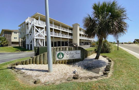 Southern Shore Villas - Entrance Sign