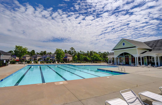 Grayson Park - Community Swimming Pool