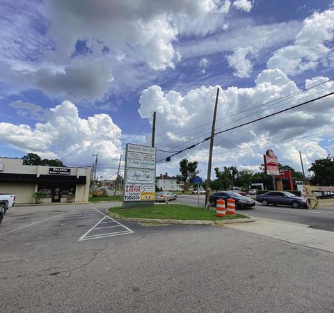 Whiteville in Columbus County - Whiteville Mini Mall