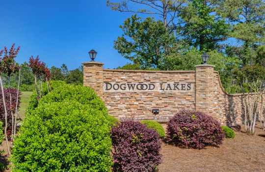 Dogwood Lakes - Entrance Sign
