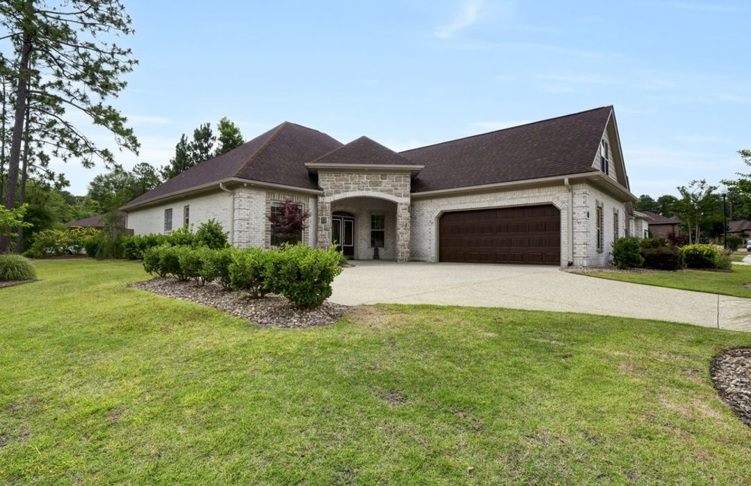 Find Your New Home in The Village at Motts Landing in Wilmington, NC