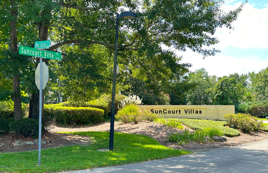 Sun Court Villas - Community Sign
