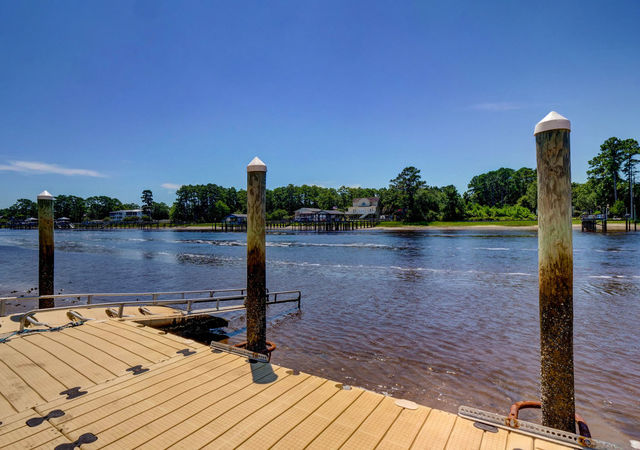 St. James Plantation - Kayak/Canoe Launch