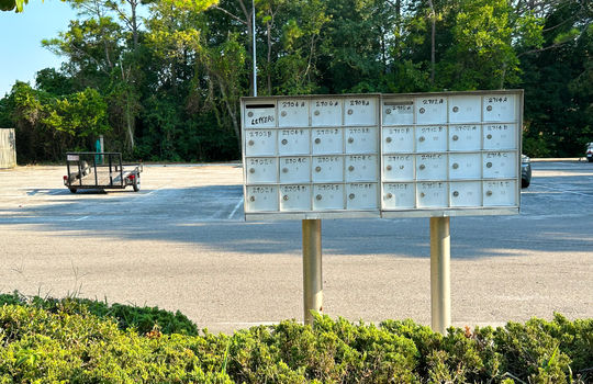 Cobblestone Condos - Mailboxes