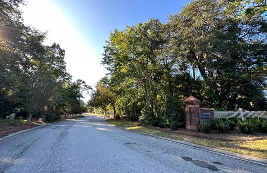 Lords Creek - Entrance