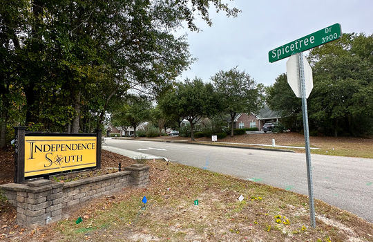 Independence South - Entrance